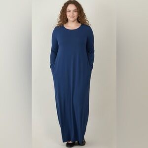 NWT Universal Standard Long Sleeve‎ Maxi Dress in Blue Pansy
